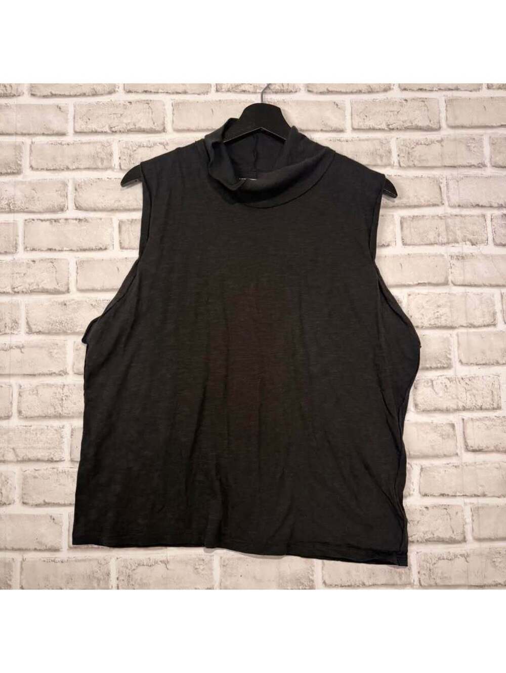 We the Free Black Sleeveless Turtleneck Women's L